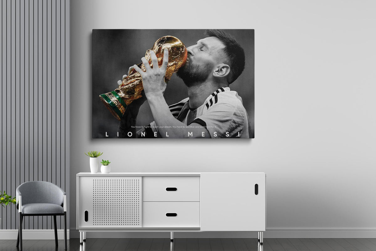 Lionel Messi Dünya Kupası Posteri – Siyah Beyaz Arjantin Şampiyon Duvar Sanatı (A4/A3)