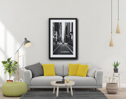 Central Street Posteri – Siyah Beyaz Kentsel Şehir Duvar Sanatı (A4/A3)