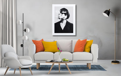 Fashion Smoke Poster – Siyah Beyaz Editöryal Fotoğraf Duvar Sanatı (A4/A3)